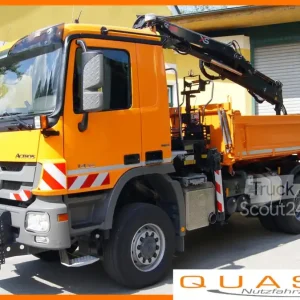 Camion-benne tricarMercedes-Benz ACTROS 1832 / 4x4 /TÜV/HIAB 111/MEILLER/Winterdienst Meilleur Prix