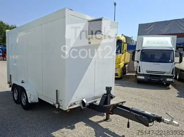 Remorque frigorifique 3,5 to Tandem Anhänger Isopolar Kühlanhänger Commander Maintenant