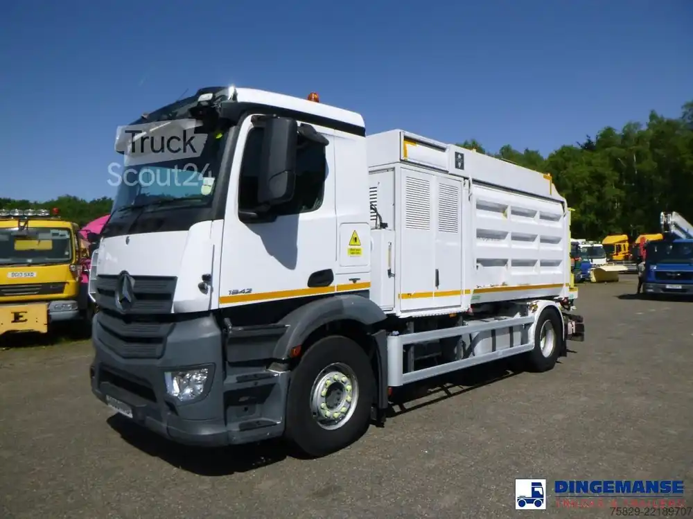 Promotion Saisonnière Aspirateur de bouesMercedes-Benz Antos 1842 4x2 RHD Saugbagger / vacuum excavator