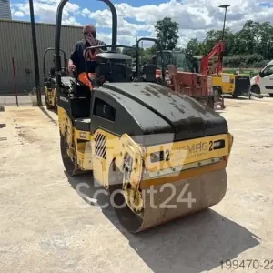 Rouleau tandemBomag BW 100 AD-4 Vente Flash