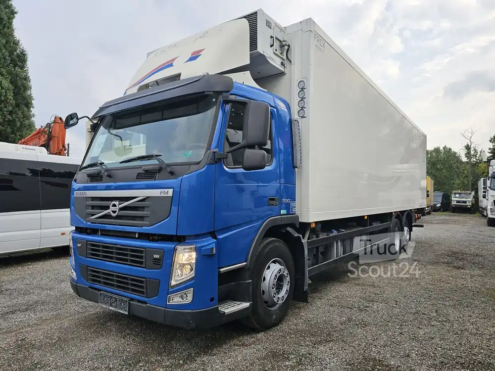 Seulement Aujourd'hui Camion frigorifiqueVolvo FM330 Multizone Lenk u. Kühlkoffer