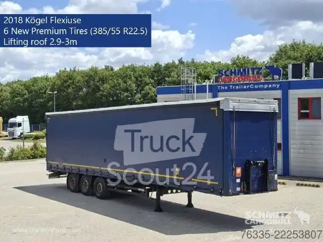 Semi-remorque bâchéeKögel Curtainsider Mega Authentique