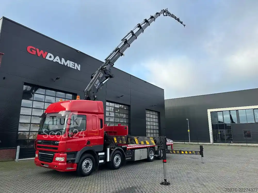 Camion-grueDAF CF 85.410 8x2 Hiab 1055-8+Fly jib Euro 5 Prix Cassé