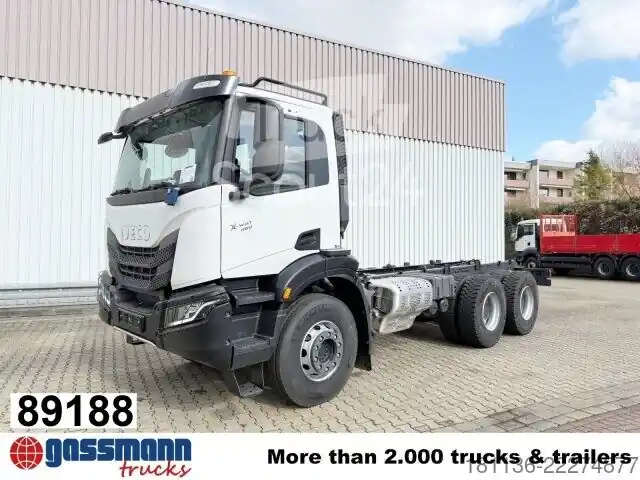 Châssis de camionIveco X-Way AD300X46Z 6x4, Retarder, Navi Acheter En Ligne