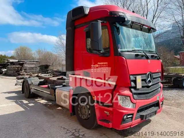 Dernier Modèle Camion porte-caisses amoviblesMERCEDES-BENZ Actros 1840 4x2 Bdf Fahrgestell Euro 6 Bj 2013