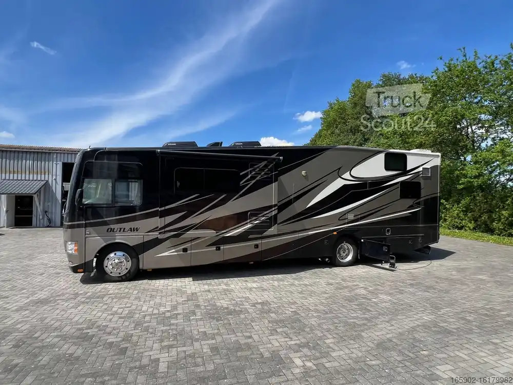 Nouvelle Collection Camionnette de campingThor / Hymer Outlaw 37MD SALE PRICE