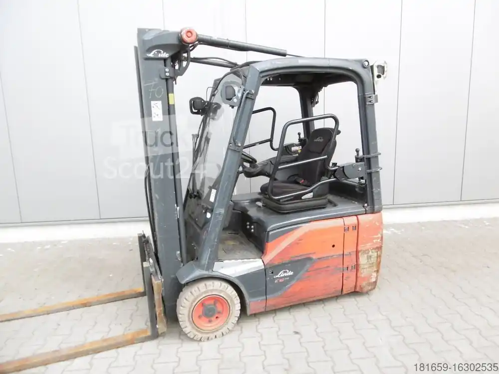 Dernier Modèle Chariot élévateur frontalLINDE E 16-02 / 386