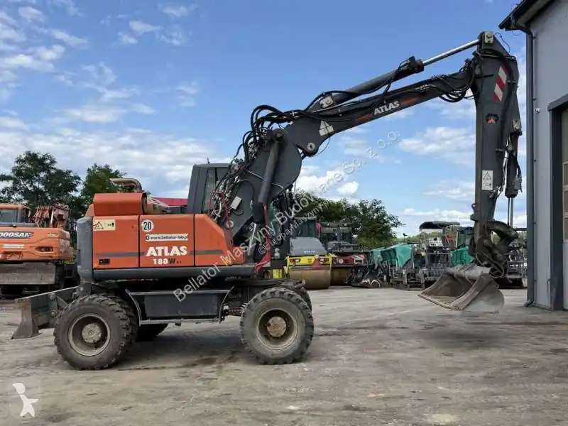 Haute Qualité Pelle sur pneus Atlas 180Wsr Gazoil occasion
