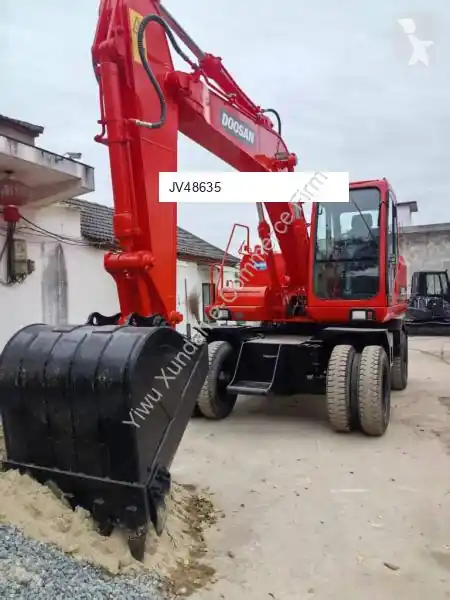 Pelle sur pneus Hitachi DH150W-7 occasion Seulement Aujourd'hui