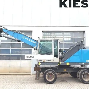 Pelle de manutention Fuchs MHL 320 F MHL320 occasion Expédition Rapide