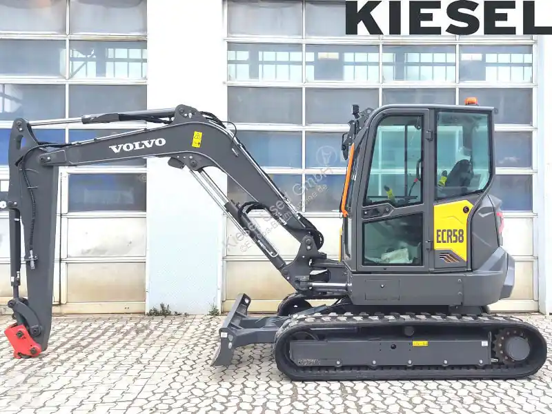 Seulement Aujourd'hui Mini pelle Volvo ECR58 F occasion