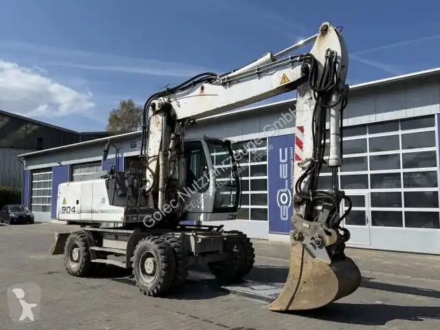 Remise Pelle sur pneus Liebherr A904C Litronic A 904 C Litronic Mobilbagger *14.296h occasion