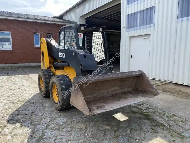 Vente Flash Pelle sur pneus JCB Robot 190 occasion