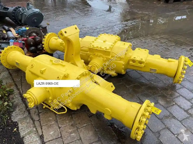 Essieu Komatsu Essieu avant pour chargeuse sur pneus KWA 015 occasion Petit Prix