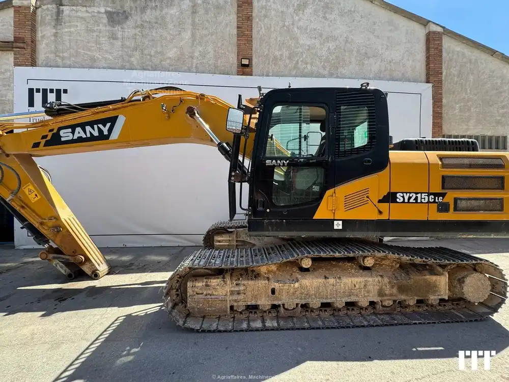 Sany SY215C LC Affaire À Saisir