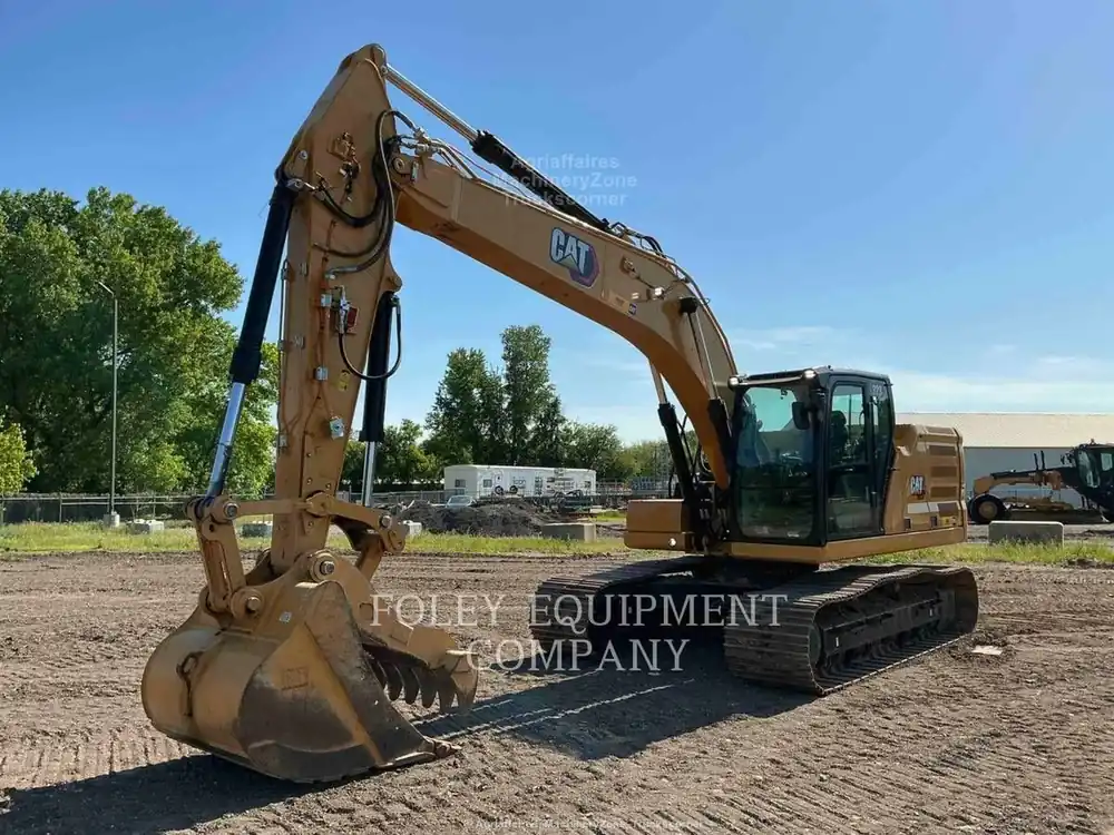 Bon Marché Caterpillar 323-079X
