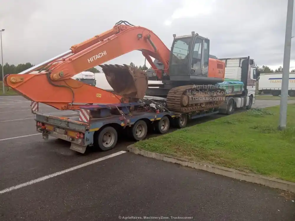 Hitachi ZX270 Quantité Limitée