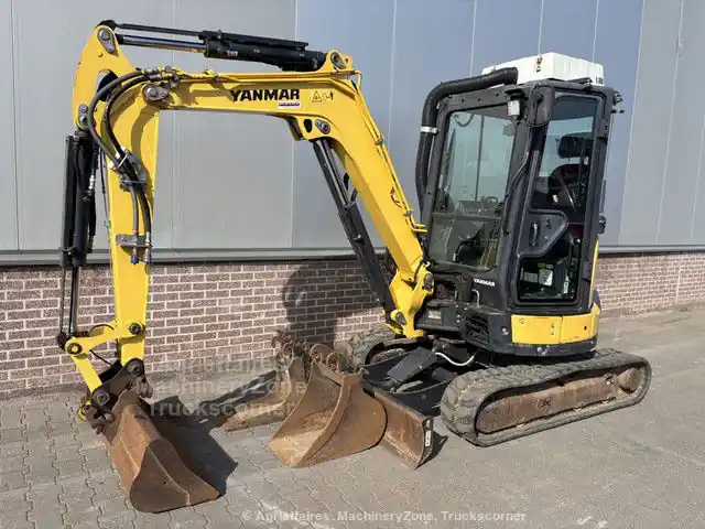 Nouvelle Collection Yanmar ViO33