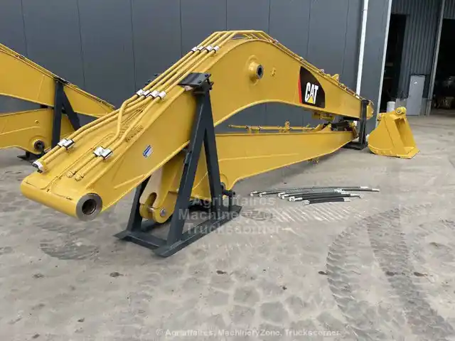 Acheter En Ligne CAT 323E 15m Set Long Reach Equipment