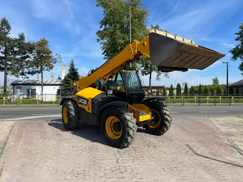 JCB 535-95 Petit Prix