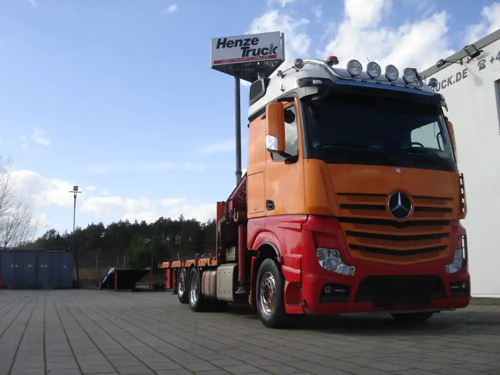 Achat Immédiat Camion plateau Mercedes-Benz Actros neu Pritsche Kran 2558 6x2 Fassi 415 40m/to