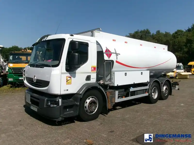 Must-Have Camion citerne Renault Premium 310 6x2 fuel tank 19 m3 / 5 comp ADR 25-04-2024