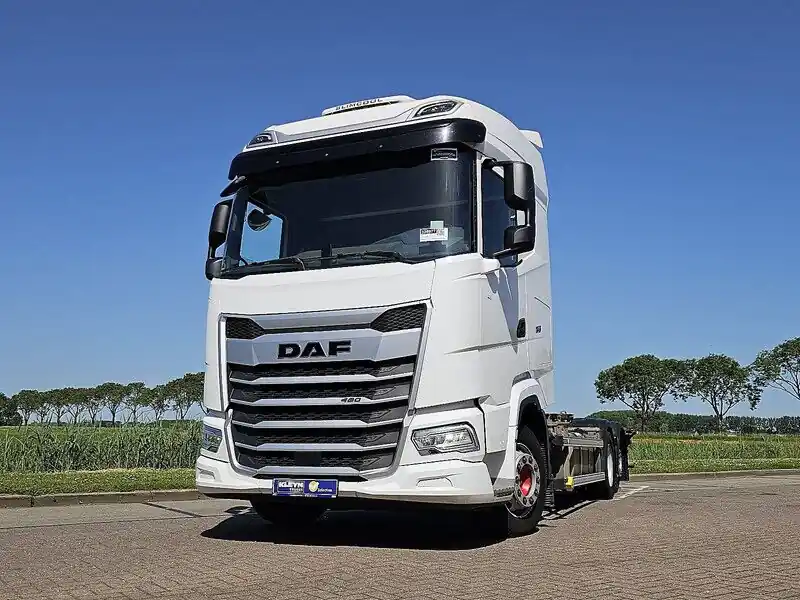 Camion porte-conteneur/ Caisse mobile DAF XG 480 Vente Directe