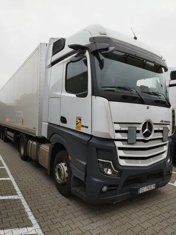 Offre Exclusive Semi-remorque isothermique neuf Schmitz Cargobull 3 axles xLiftachse