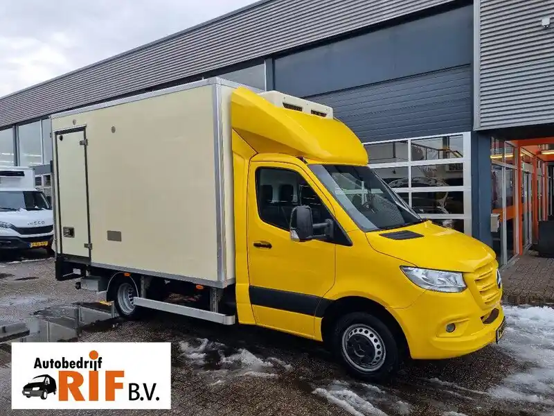 Utilitaire frigorifique Mercedes-Benz Sprinter 516 CDI Koelkoffer MT LBW -20C/+20C Konvekta st 380V Jusqu'à Épuisement Des Stocks